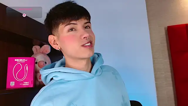 Ezra Storm online show from November 30, 2025, 8:31 pm