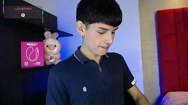 Ezra Storm online show from October 25, 2025, 4:44 am