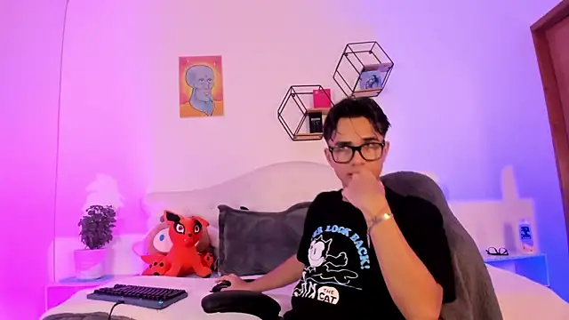 jin luna online show from October 19, 2025, 12:08 pm