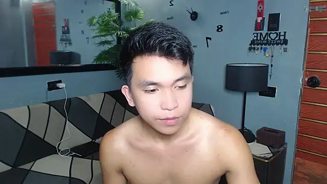 KingMateoGrey online show from December 19, 2025, 4:09 pm