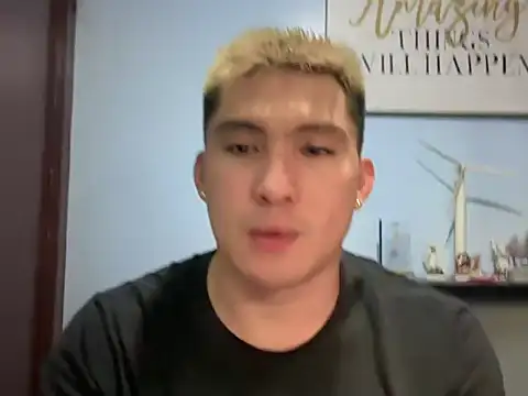 lovely jay online show from March 11, 2026, 6:35 pm