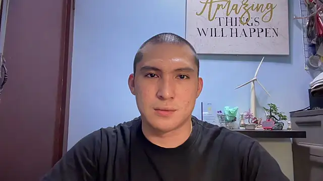 lovely jay online show from November 23, 2025, 3:55 pm