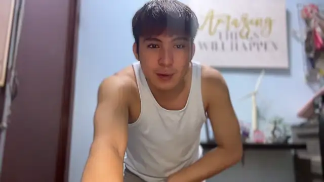 lovely jay online show from October 26, 2025, 12:55 am