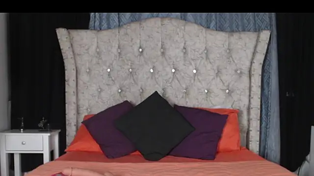 Snapshot of aleja_spearsx chatting on July 26, 2026, 12:12 pm aleja spearsx online show from July 26, 2026, 12:12 pm