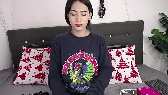 aleja spearsx online show from December 22, 2025, 11:10 am