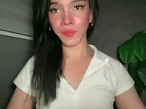Misselliefayexxx online show from July 29, 2026, 7:13 pm