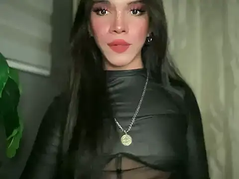 Snapshot of Misselliefayexxx chatting on March 24, 2026, 7:03 pm Misselliefayexxx online show from March 24, 2026, 7:03 pm