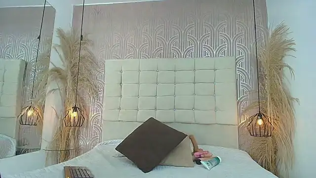 FGLuna online show from January 13, 2026, 1:59 pm