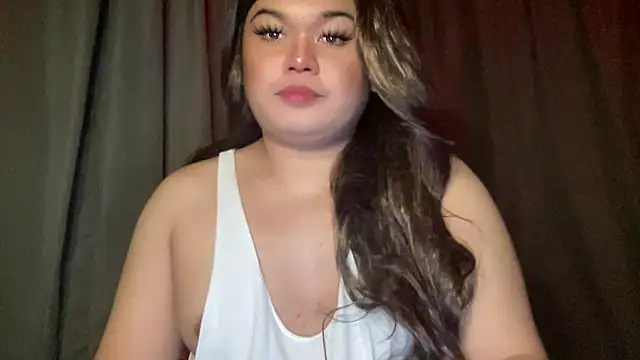 Snapshot of RedHead_Thalia chatting on February 10, 2026, 7:02 pm RedHead Thalia online show from February 10, 2026, 7:02 pm