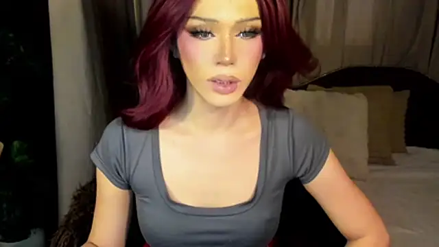 Snapshot of Candicebloom chatting on June 26, 2026, 12:27 am Candicebloom online show from June 26, 2026, 12:27 am