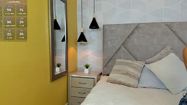 Jade Whisper online show from February 5, 2026, 1:23 am