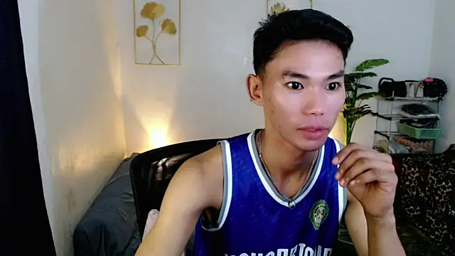 Snapshot of naughty_rence chatting on December 2, 2025, 8:43 pm naughty rence online show from December 2, 2025, 8:43 pm