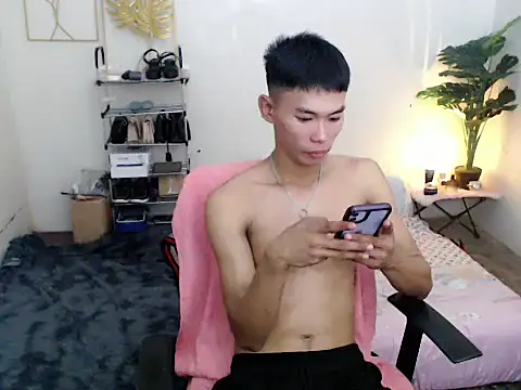 Snapshot of naughty_rence chatting on October 6, 2025, 2:46 am naughty rence online show from October 6, 2025, 2:46 am