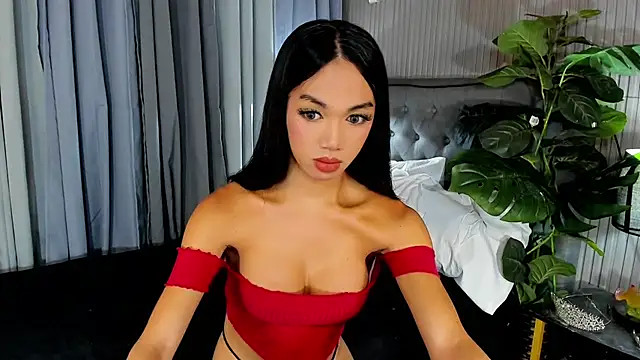 HugeCocoCock online show from June 16, 2026, 2:28 pm