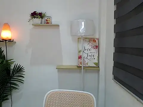 Snapshot of scarlett_brownx69 chatting on March 10, 2026, 5:22 am scarlett brownx69 online show from March 10, 2026, 5:22 am