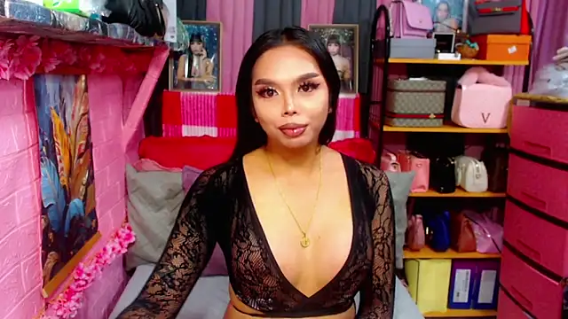 MoniqueCeleste online show from October 2, 2025, 4:21 pm