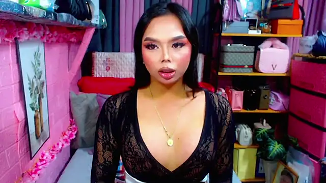 MoniqueCeleste online show from October 2, 2025, 1:42 am