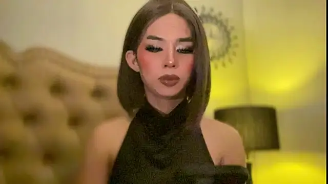 Snapshot of solana_imani chatting on June 13, 2026, 9:35 pm solana imani online show from June 13, 2026, 9:35 pm