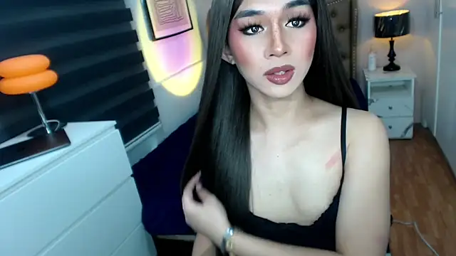 solana imani online show from October 6, 2025, 7:14 pm