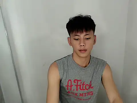ynotyu online show from May 11, 2026, 4:15 pm