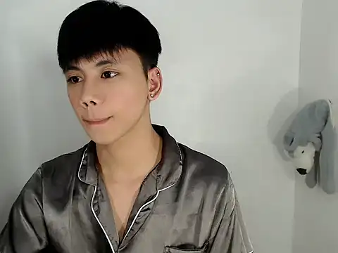 ynotyu online show from February 9, 2026, 10:19 pm