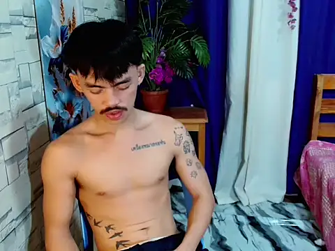 urhunky boy online show from July 23, 2026, 3:37 am