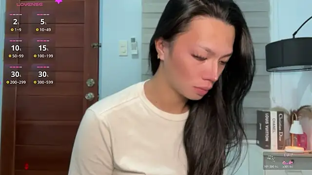 Demi Maddison online show from March 13, 2026, 2:00 pm