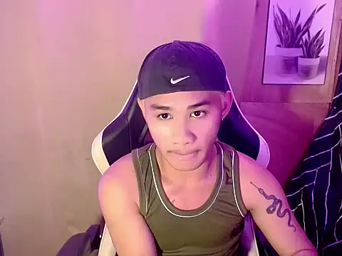 asianhardcock25 online show from September 18, 2025, 4:54 pm