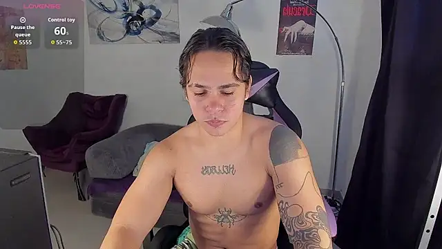Snapshot of Maximiliano_scoott__ chatting on July 21, 2026, 6:42 pm Maximiliano scoott online show from July 21, 2026, 6:42 pm