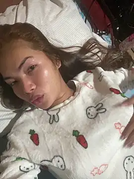 lucyheart777 online show from September 27, 2025, 2:28 am