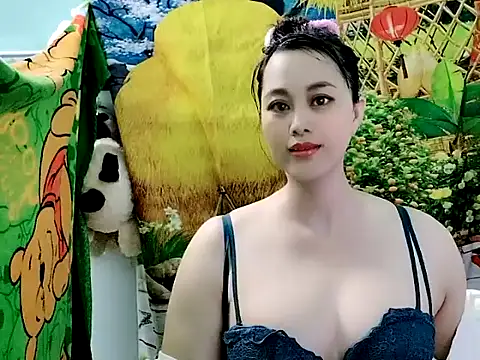 emgaixinhngoan online show from December 19, 2025, 9:44 am