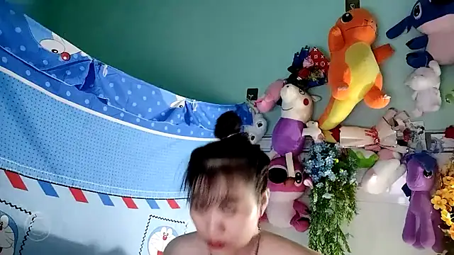 emgaixinhngoan online show from November 22, 2025, 3:16 am