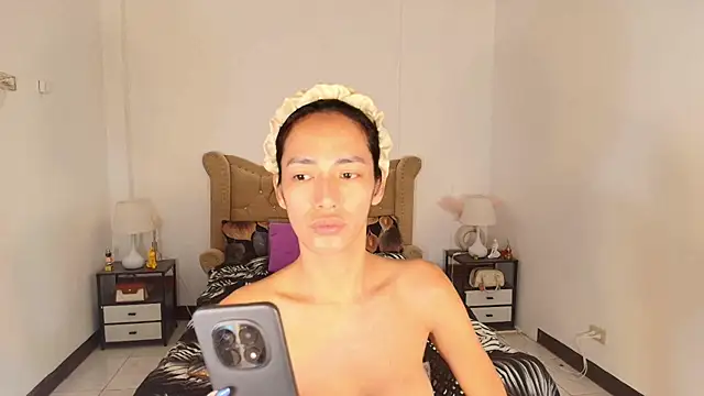ElainePerthX online show from July 30, 2026, 7:18 am