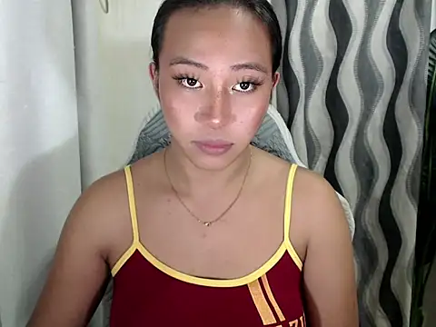 sweetiie caren online show from August 3, 2026, 1:39 pm