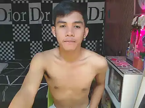 urhot chany online show from December 20, 2025, 12:35 am