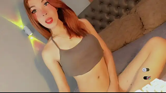 Snapshot of bella_enchantra chatting on July 7, 2026, 6:55 pm bella enchantra online show from July 7, 2026, 6:55 pm