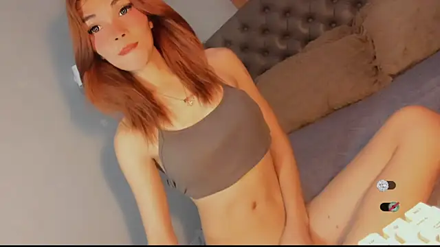 Snapshot of bella_enchantra chatting on July 27, 2026, 5:25 am bella enchantra online show from July 27, 2026, 5:25 am