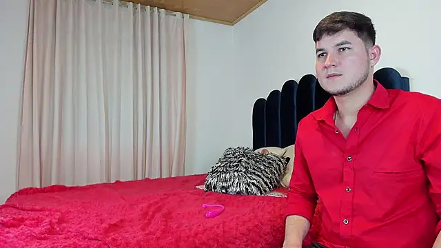 CameronyMartinn online show from October 21, 2025, 11:59 pm