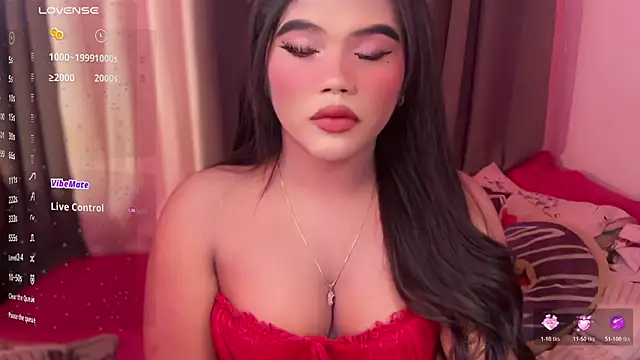 Snapshot of ursweet_sofia chatting on June 23, 2026, 7:17 am ursweet sofia online show from June 23, 2026, 7:17 am