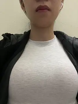 Snapshot of meomeo2k6 chatting on February 8, 2026, 6:11 am meomeo2k6 online show from February 8, 2026, 6:11 am