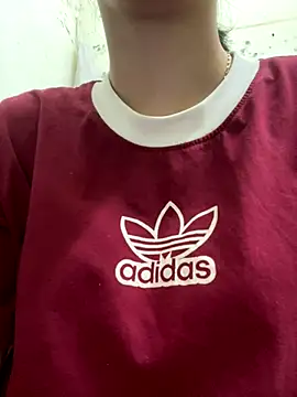 meomeo2k6 online show from October 18, 2025, 1:18 am