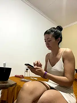 aphrodite sexy online show from October 28, 2025, 2:27 pm