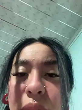 Xiiki online show from April 25, 2026, 1:52 am