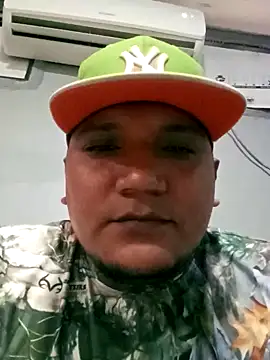 Snapshot of Zorroalf chatting on June 8, 2026, 10:32 pm Zorroalf online show from June 8, 2026, 10:32 pm