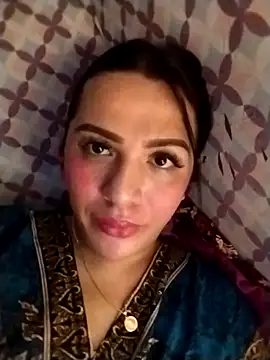 enoria1992 online show from November 29, 2025, 8:36 am