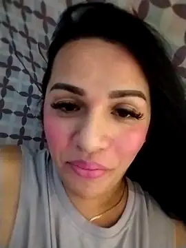 enoria1992 online show from October 23, 2025, 11:58 pm