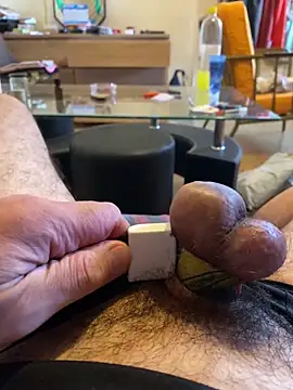 jackadi33 online show from September 27, 2025, 12:22 pm