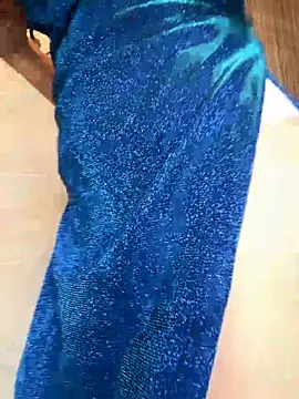 Nikii   online show from October 21, 2025, 12:48 pm