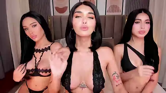 ScarletGreysonn online show from September 25, 2025, 8:37 pm