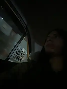 Isabella21  online show from February 5, 2026, 11:55 pm